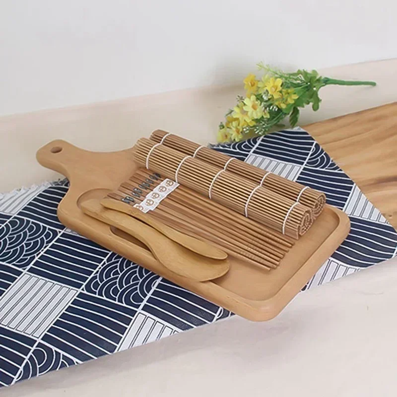 9Pcs/Set DIY Sushi Maker Rice  - Tech Accessories And Gadgets 评论和价格
